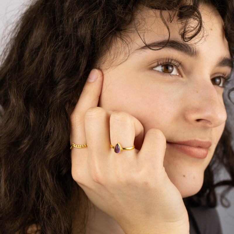 Agua Amethyst Ring Golden