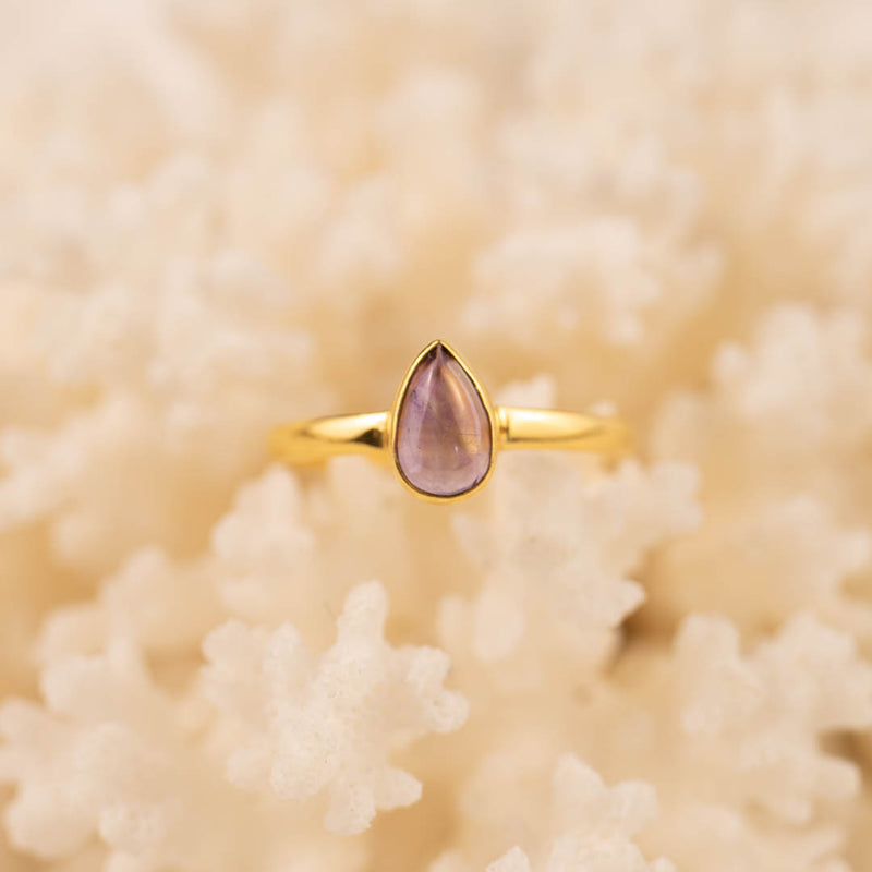 Agua Amethyst Ring Golden