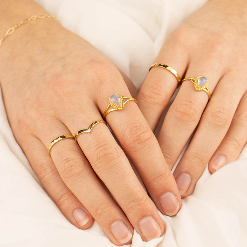 Maris Mondstein Ring Golden